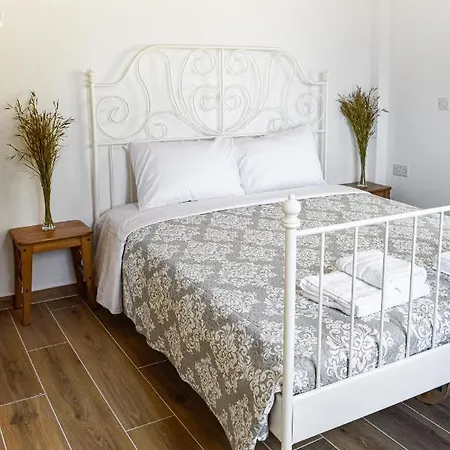 Galatia's House * Κούκλια